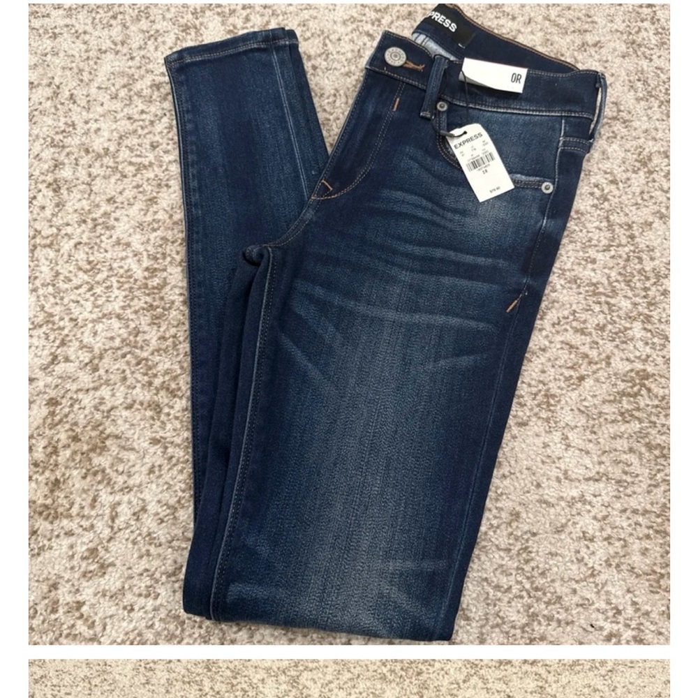 Express Blue Skinny Jeans with Stretch and Classic Stitching